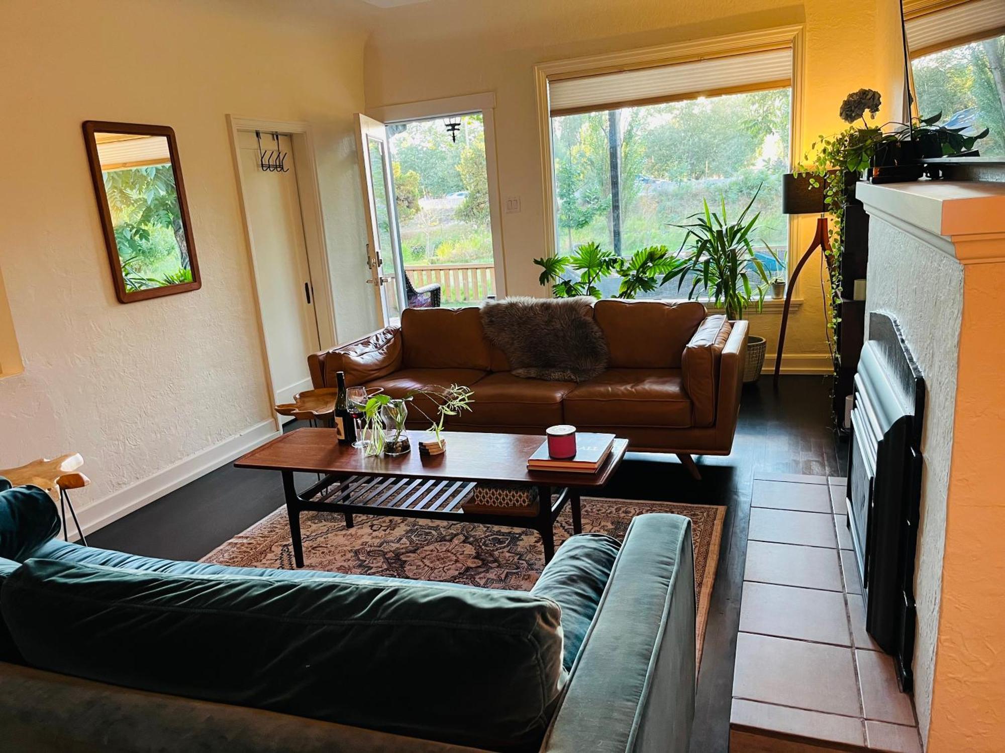 Hikari-Okanagan Sunshine B&B Келоуна Экстерьер фото